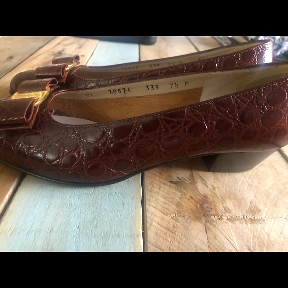 Salvatore Ferragamo Varma Croc Leather Pumps - Picture 2 of 8